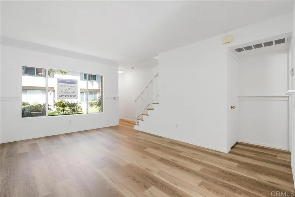 https://cdn.realtyfeed.com/cdn/127/306536969/fd5b7f2fdf4cff53d32d2686a87fd9d7.webp