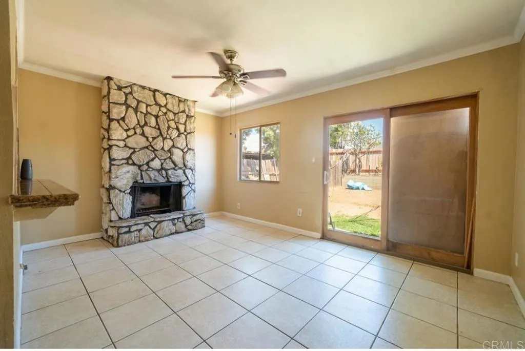 https://cdn.realtyfeed.com/cdn/127/306536970/052c6705b56c1b15e62cebf8692ac3d4.webp