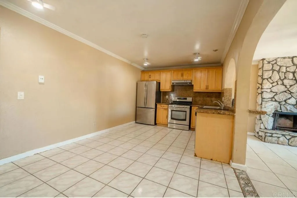 https://cdn.realtyfeed.com/cdn/127/306536970/08ce1807b9c6b5d0f4d4937ebe62e26e.webp