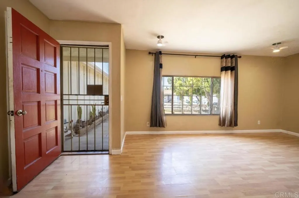 https://cdn.realtyfeed.com/cdn/127/306536970/37e28281b3cb63f8ca931902b28390af.webp