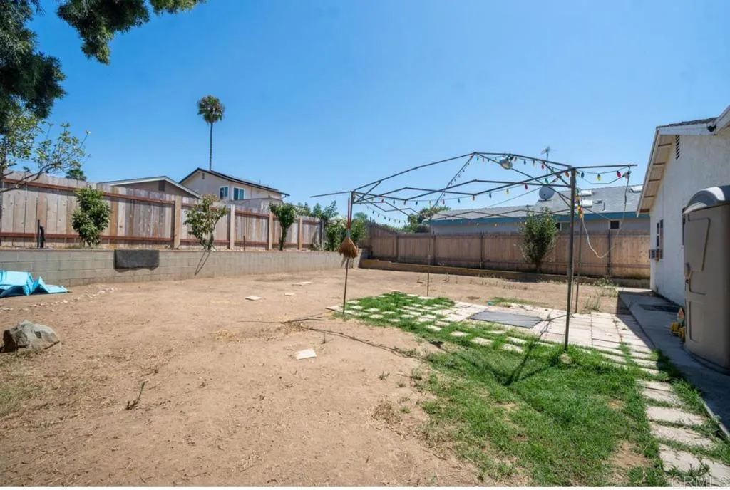 https://cdn.realtyfeed.com/cdn/127/306536970/858fbab8a80b46b6a83536d87c00ead2.webp