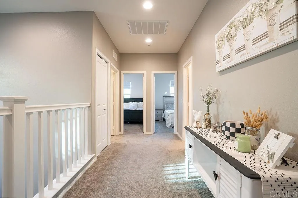 https://cdn.realtyfeed.com/cdn/127/306537028/2f33e650c06d5f696c782521a692cb7c.webp