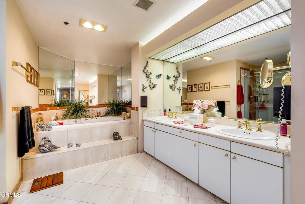 10724 Wilshire Boulevard UNIT 607, Los Angeles, CA, 90024
