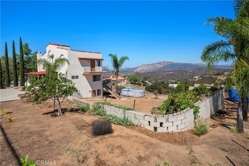https://cdn.realtyfeed.com/cdn/127/306537039/0a7451be82370b5350f59e4f670839d8.webp