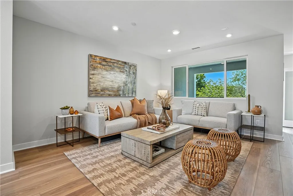 Photo #12: OC25200697 Listing: Photo #12