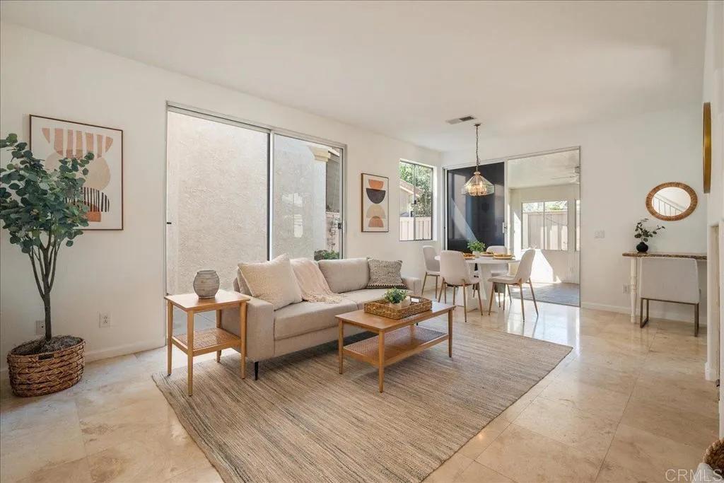 https://cdn.realtyfeed.com/cdn/127/306537094/f19ca8f1fe65c14809b08ca6d1678bf4.webp