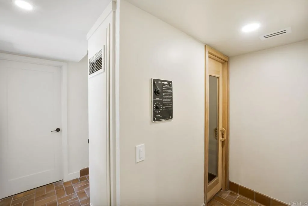 https://cdn.realtyfeed.com/cdn/127/306537170/1f4ef17cf238992c5d3b0a8427dbb90c.webp