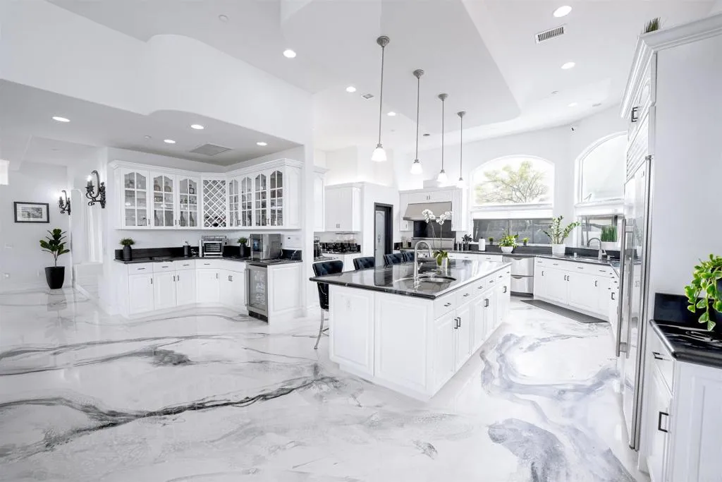 https://cdn.realtyfeed.com/cdn/127/306537281/6c2e5508f938c33a8788e24f71a2eb5d.webp