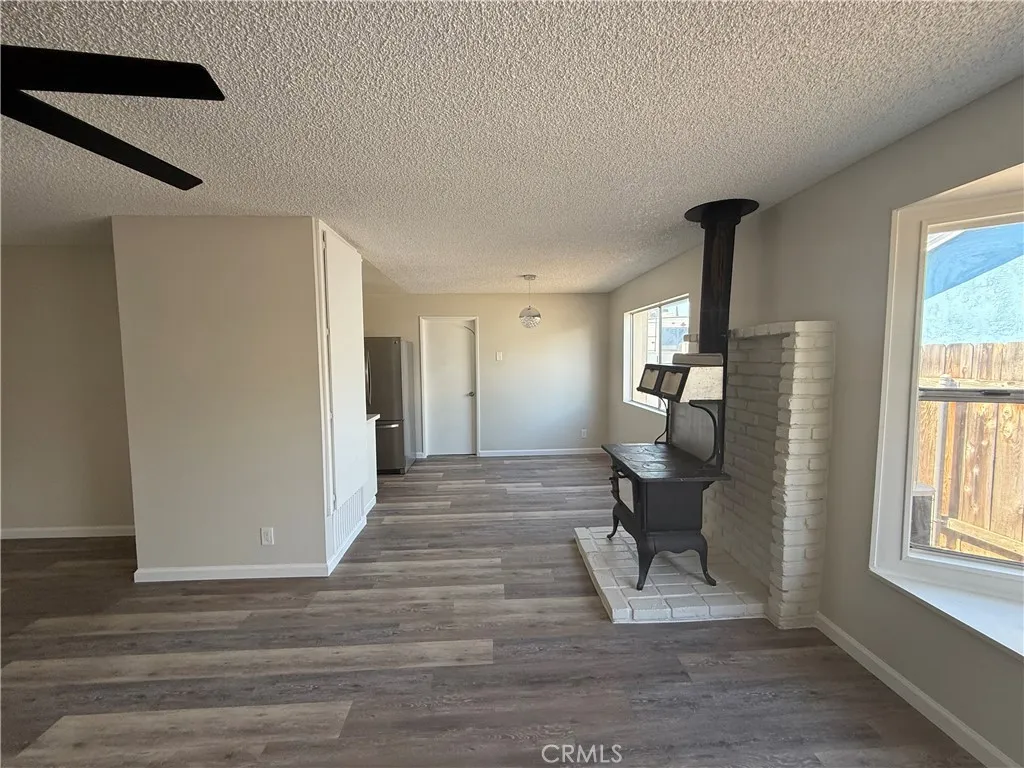 https://cdn.realtyfeed.com/cdn/127/306537285/84c5826b5d2035baf5655b16be20fdbe.webp