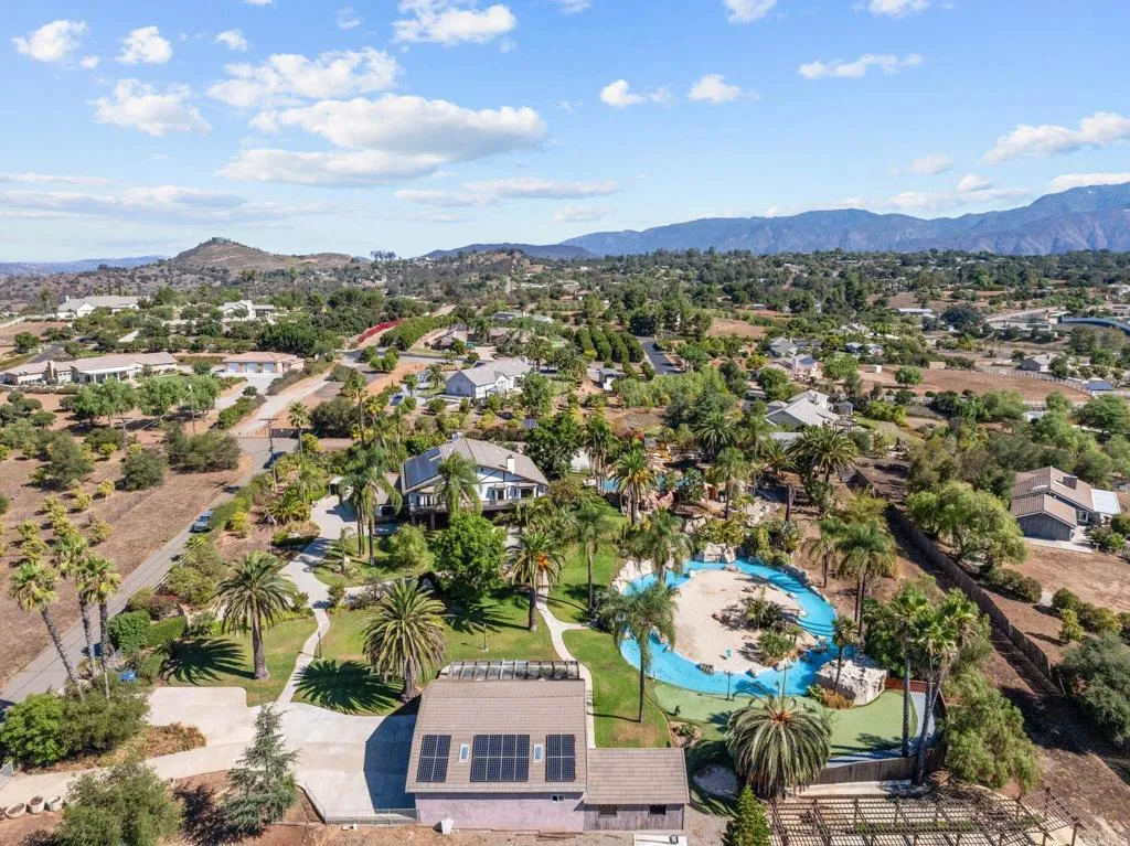 https://cdn.realtyfeed.com/cdn/127/306537287/4defd78488b2ac16d8e6d0137747b10c.webp