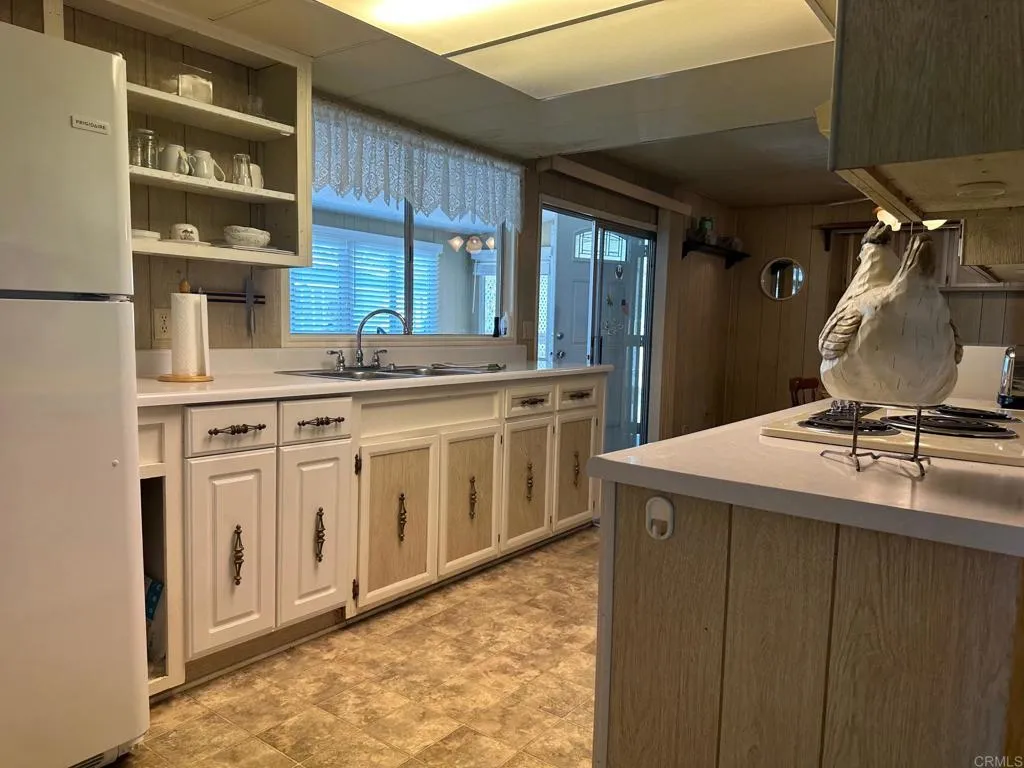 https://cdn.realtyfeed.com/cdn/127/306537316/b5956afb933954d39d43a670e49ff1e8.webp