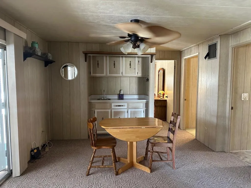 https://cdn.realtyfeed.com/cdn/127/306537316/ca078c3fbad25a1a80ab5e9c6845c17c.webp