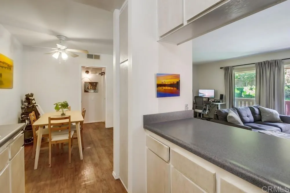 https://cdn.realtyfeed.com/cdn/127/306537319/fcc9d1373531741c3c20dabfb4b2a194.webp