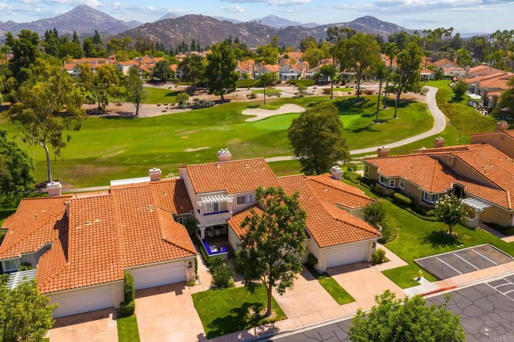 https://cdn.realtyfeed.com/cdn/127/306537354/7331e55c6cf984a1163cf178de513c12.webp