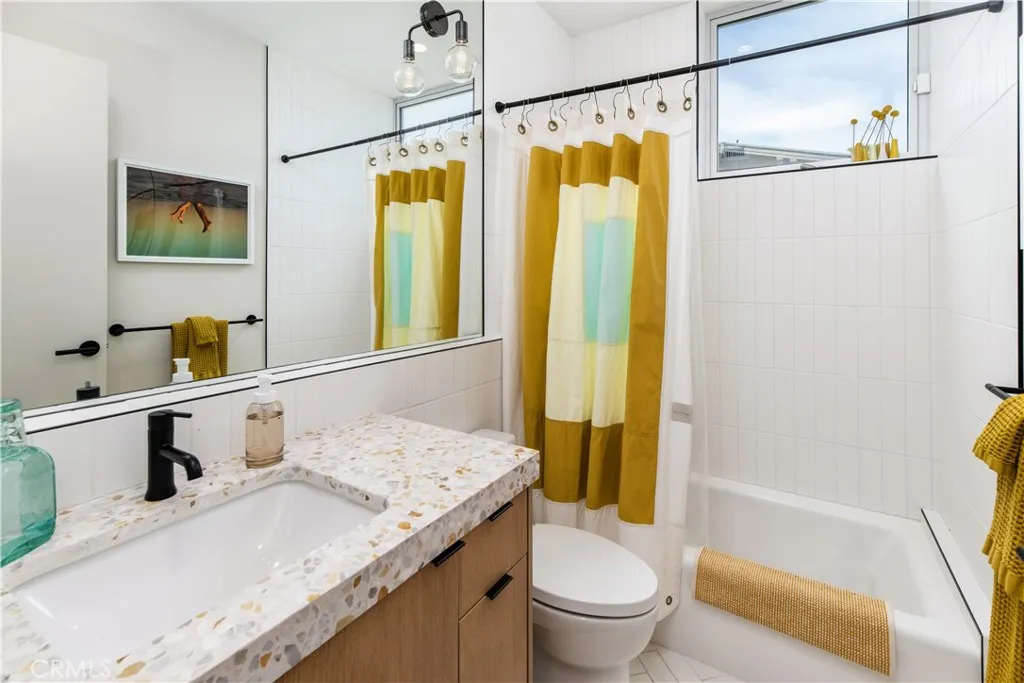 https://cdn.realtyfeed.com/cdn/127/306537361/6b3fd0b05a8935a8b6d5c391a116bb0a.webp