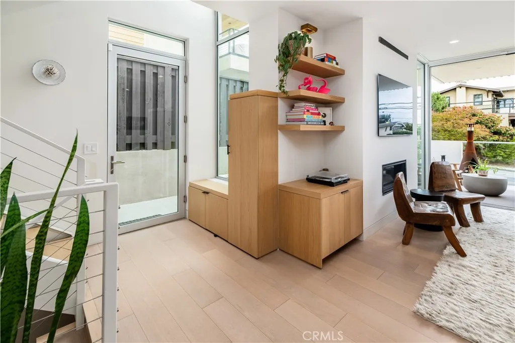 https://cdn.realtyfeed.com/cdn/127/306537361/a23d6adf33ccac837497f2f63fec71f2.webp