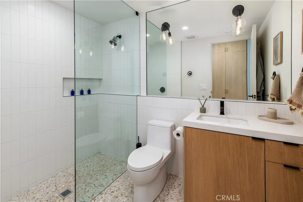 https://cdn.realtyfeed.com/cdn/127/306537361/c80d0fb1be2724301e3bbb7ee1baa3a9.webp