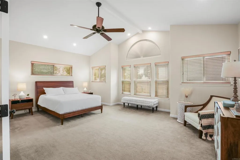https://cdn.realtyfeed.com/cdn/127/306537386/9e6faa73fe6e7f8c9983a0f8cba18cee.webp