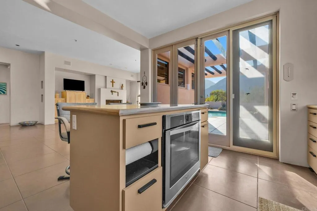 https://cdn.realtyfeed.com/cdn/127/306537389/d8693f7a12f80c5cec4b770b6d39f660.webp