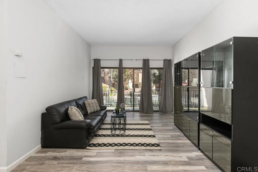 https://cdn.realtyfeed.com/cdn/127/306537412/13183254cab4fd8c1a5d54c86d7d726d.webp