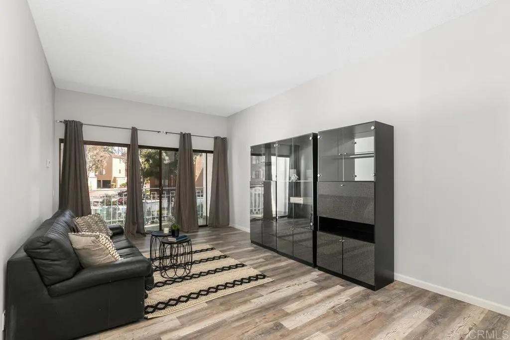 https://cdn.realtyfeed.com/cdn/127/306537412/a6045434fb1afd398b87f53abb2e3c6e.webp