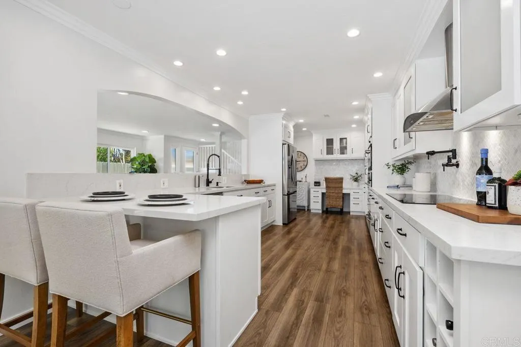 https://cdn.realtyfeed.com/cdn/127/306537422/2283a2e3de59a01fc8348679ae6ffc5c.webp