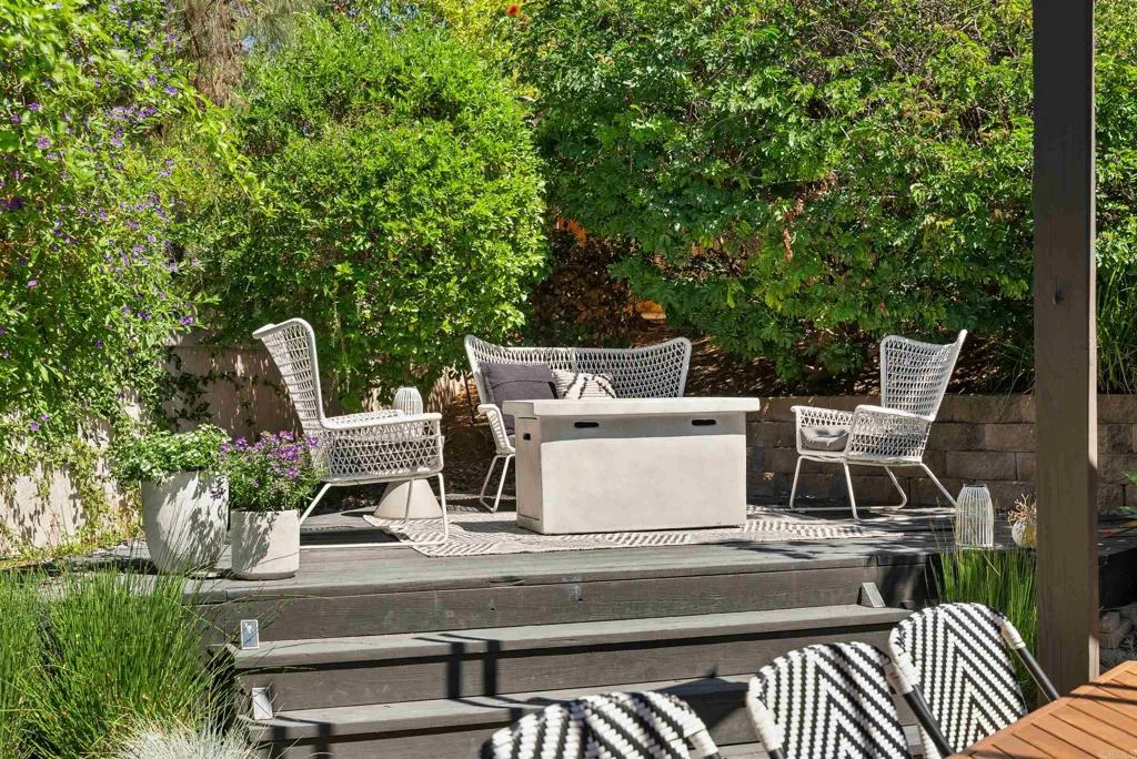 https://cdn.realtyfeed.com/cdn/127/306537452/7b56b4d98fd332e018d281312333bec0.webp