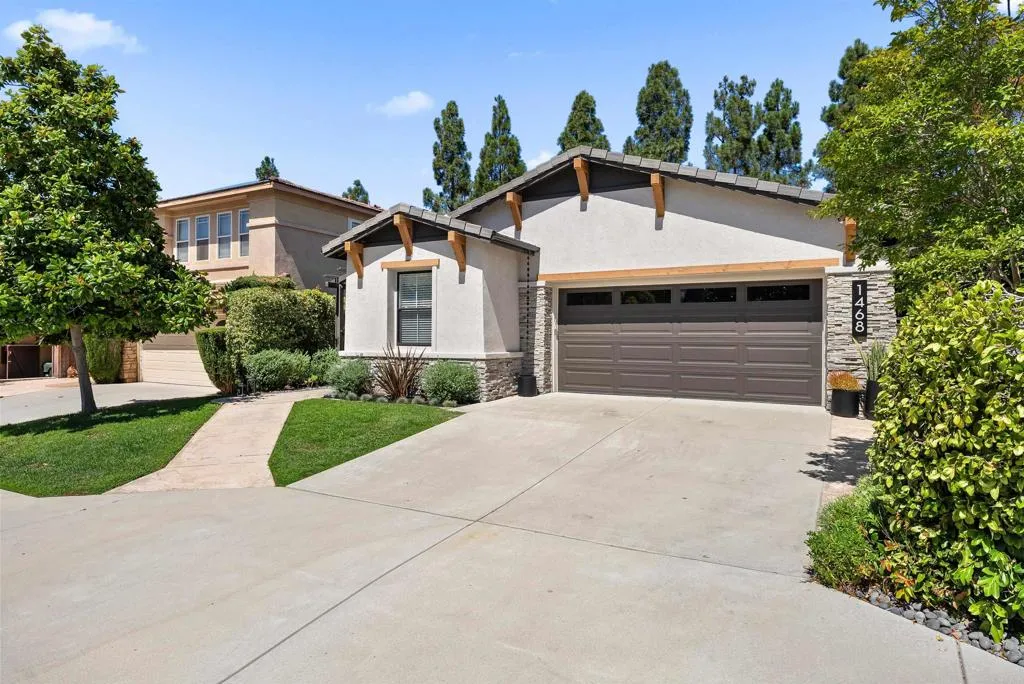 https://cdn.realtyfeed.com/cdn/127/306537452/8217216dc3c32ad997e21747242059a5.webp
