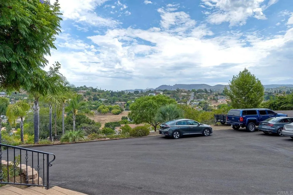 https://cdn.realtyfeed.com/cdn/127/306537510/418ff867e6bf1a7c0f88a8678c09e941.webp