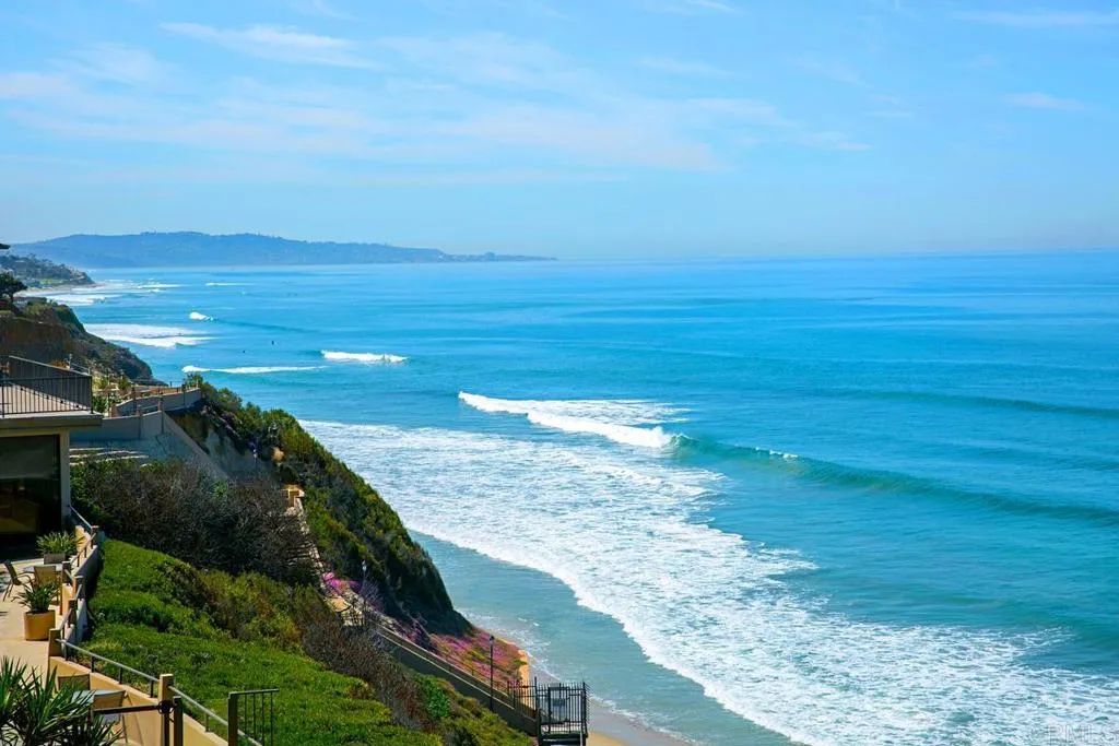 Solana Beach, CA 92075