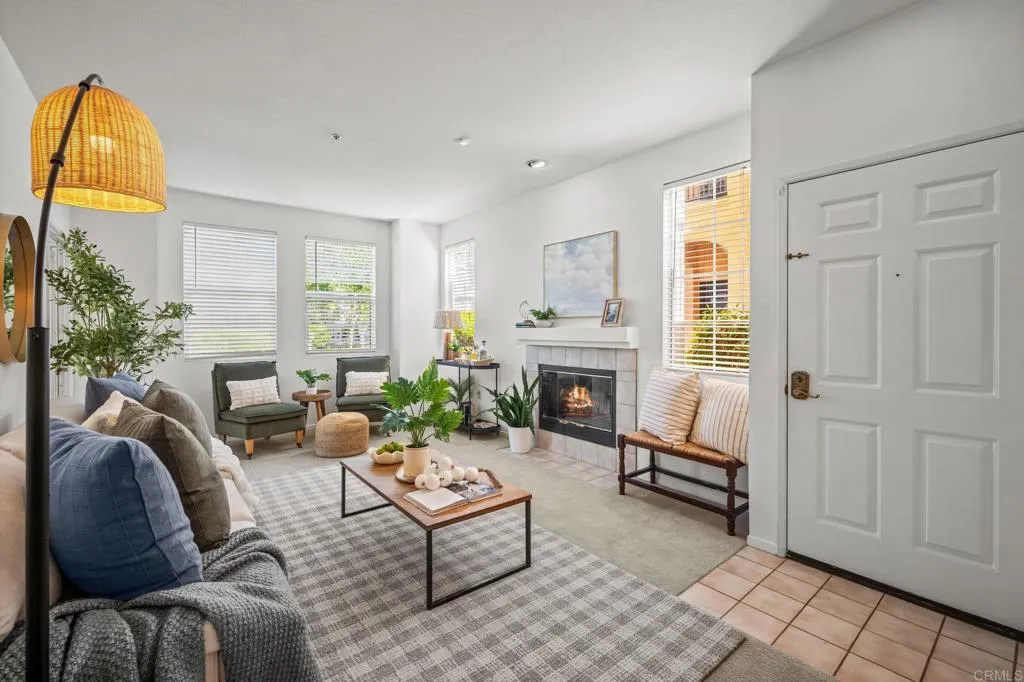 https://cdn.realtyfeed.com/cdn/127/306537553/cd04bacaa8fbbc9d6a27baf84791bd93.webp