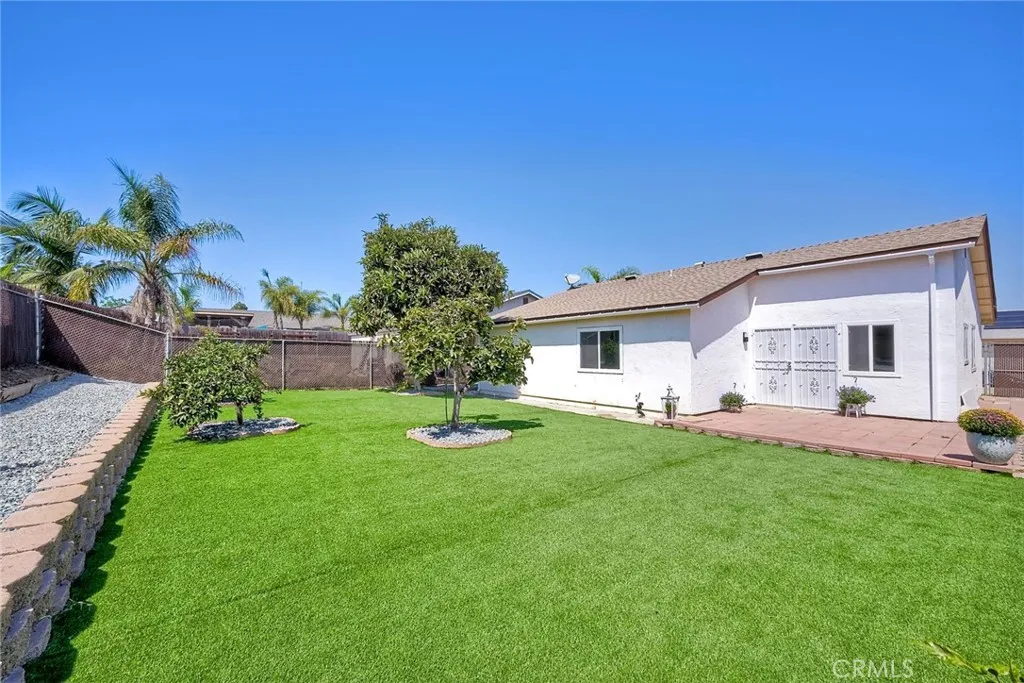 https://cdn.realtyfeed.com/cdn/127/306537620/27282816e992575b7a98e7bf92a8f872.webp