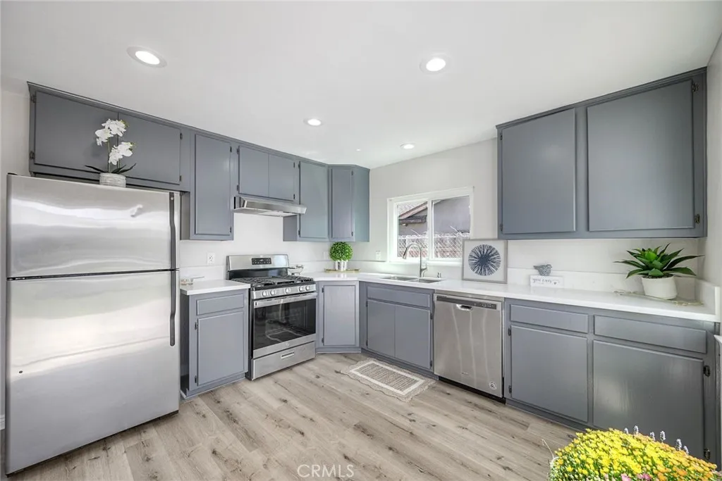 https://cdn.realtyfeed.com/cdn/127/306537620/fc8f45d6e3941ce320c68d5ca6160bc5.webp