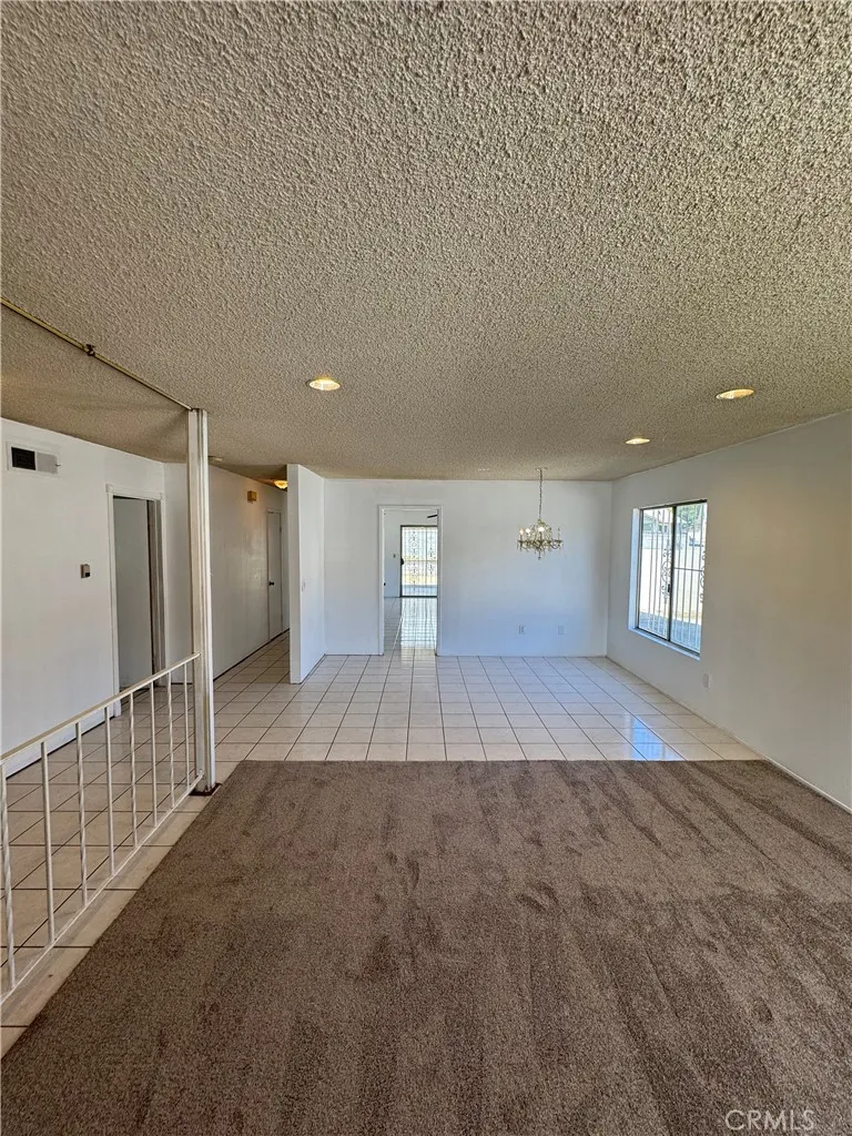 https://cdn.realtyfeed.com/cdn/127/306537731/5d078e1ba3afcfb39abd296b74f8e9dc.webp