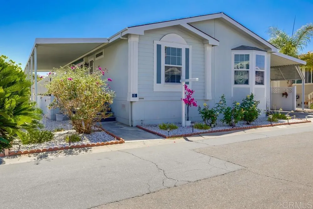 https://cdn.realtyfeed.com/cdn/127/306537757/6b6745d91ce77c3ea52022f961cfc61c.webp