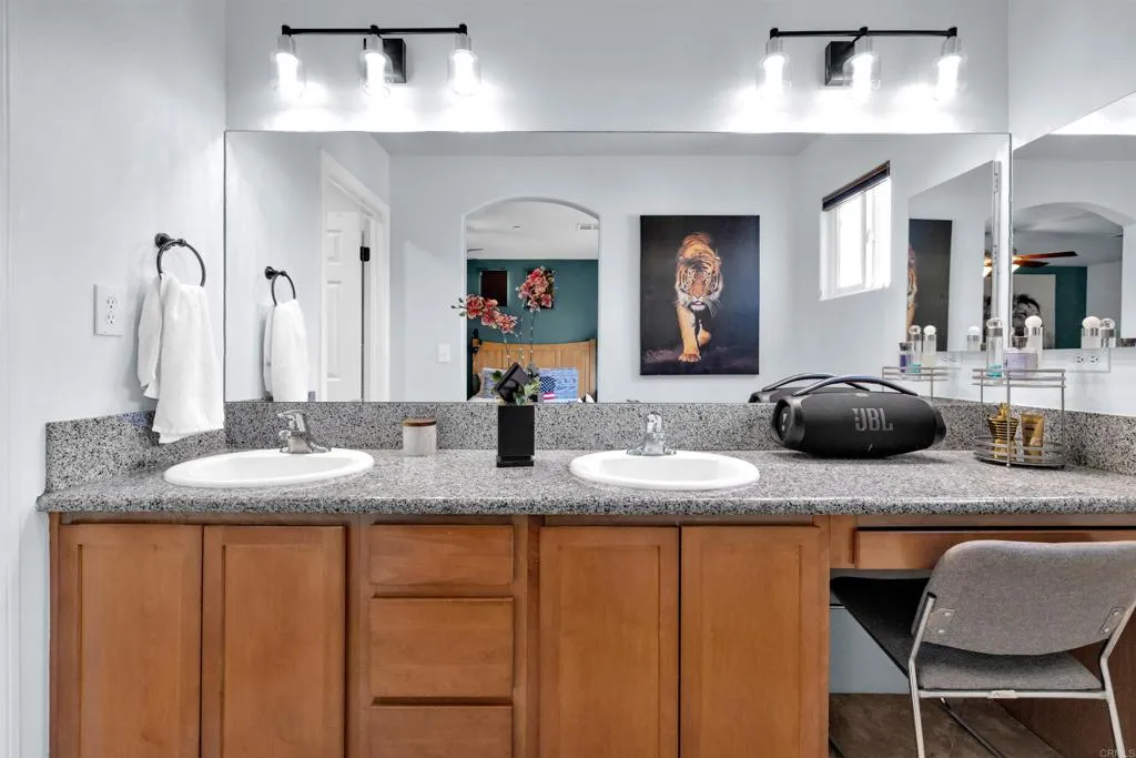 https://cdn.realtyfeed.com/cdn/127/306537780/87b85d4e0a77d91a89fea342b71b1551.webp