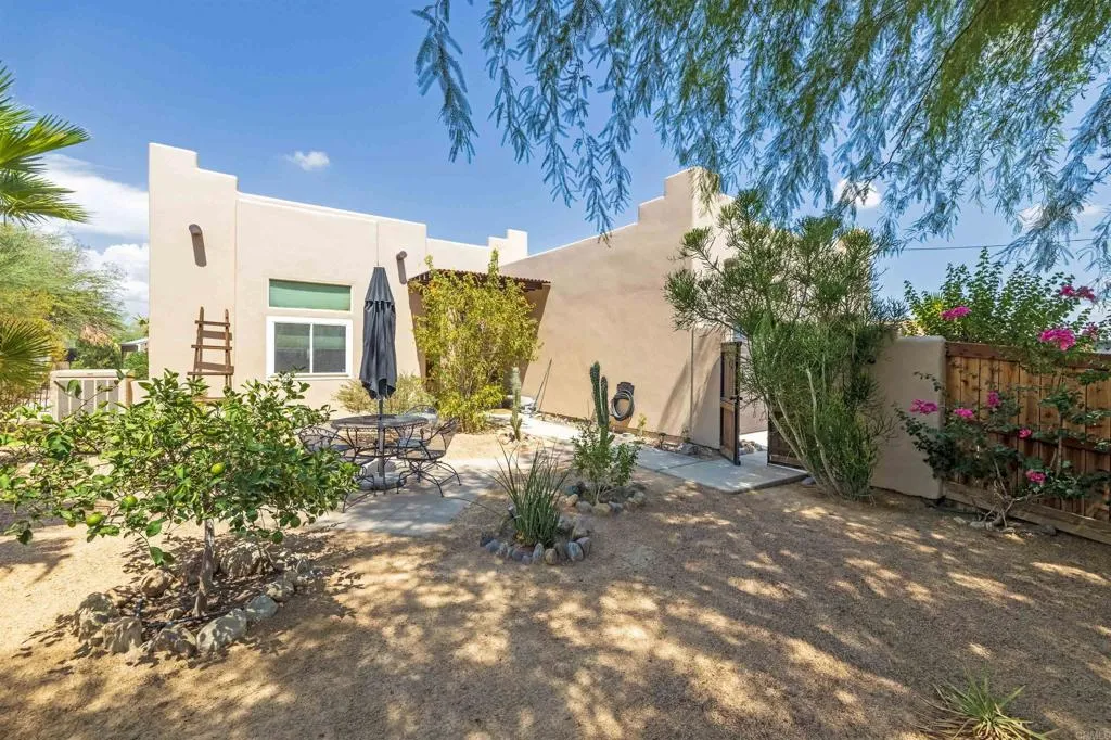 https://cdn.realtyfeed.com/cdn/127/306537780/9264ee1938f82ba2a0fb0b7a6fc54b94.webp