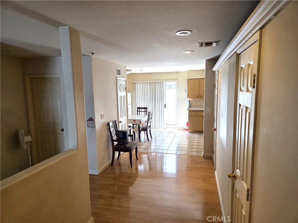 9146 Tobias Avenue Unit 3, Panorama City, CA 91402 - Photo 4 of 26, Panorama City, CA