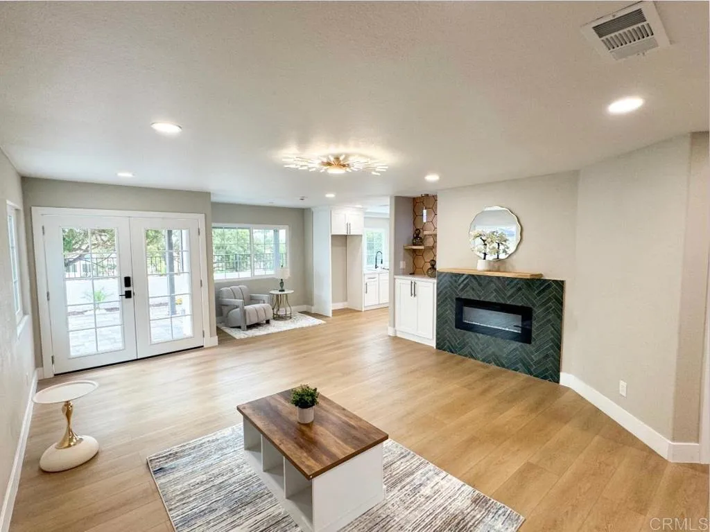 https://cdn.realtyfeed.com/cdn/127/306537812/abfd82719a0152291a9b3a8ebf13a568.webp