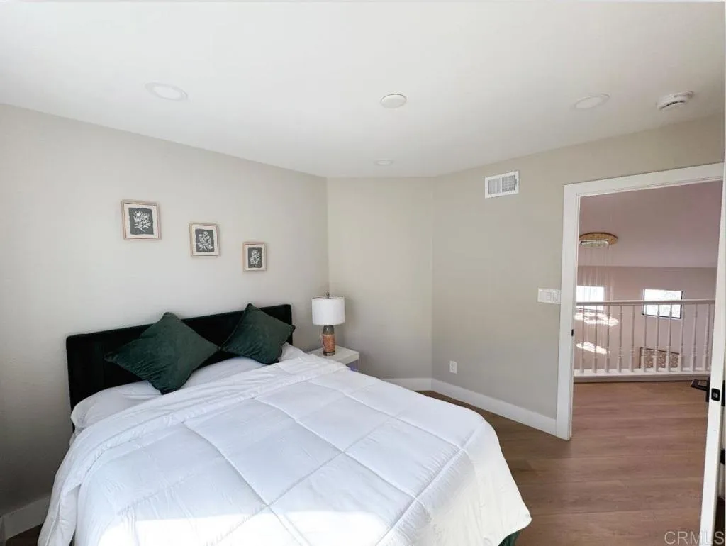 https://cdn.realtyfeed.com/cdn/127/306537812/d45fbe844731b96f449469238a2ae531.webp