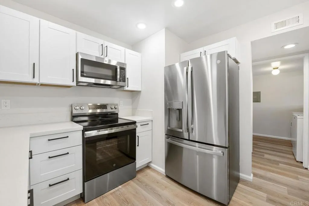 https://cdn.realtyfeed.com/cdn/127/306537824/a75e4464de5efbc9fe6ffcd229321f15.webp