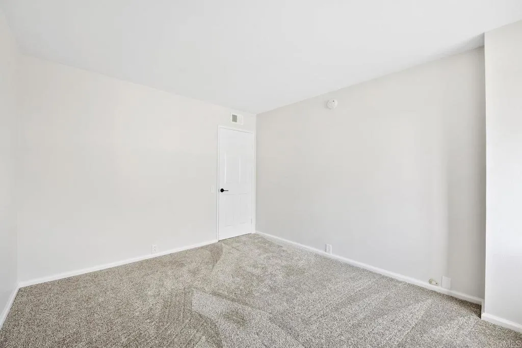 https://cdn.realtyfeed.com/cdn/127/306537824/e02f9f122a7a0bc2887b963aa585a317.webp