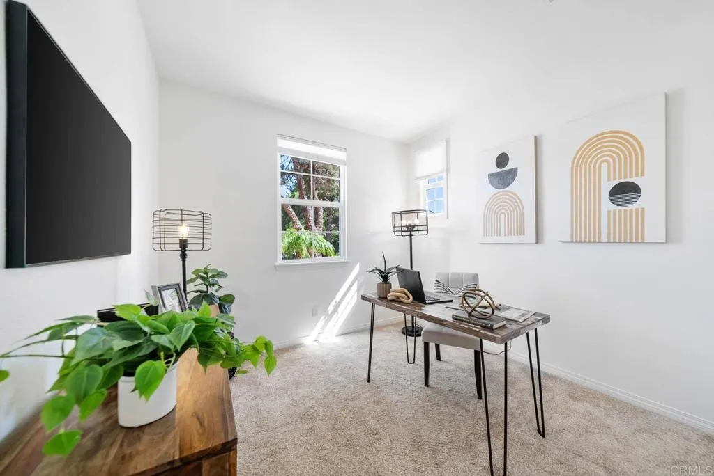 https://cdn.realtyfeed.com/cdn/127/306537826/3d3a80fbe7b24f9cb5f5e8f7858fb861.webp