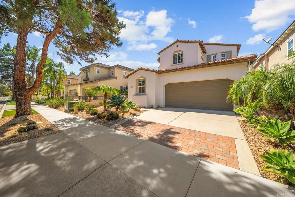 https://cdn.realtyfeed.com/cdn/127/306537826/6f8d8f660d9af0b5634750a8f8e9cc67.webp