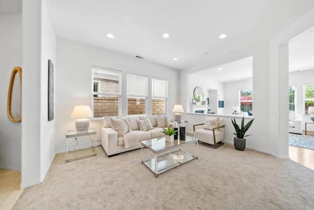 https://cdn.realtyfeed.com/cdn/127/306537826/e25837177e9cd836f49bb42f9f65c790.webp