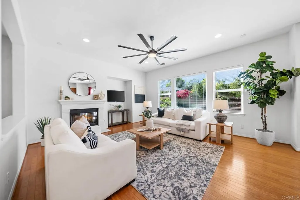https://cdn.realtyfeed.com/cdn/127/306537826/f36bf1d75981e73df371188f1c5a747f.webp