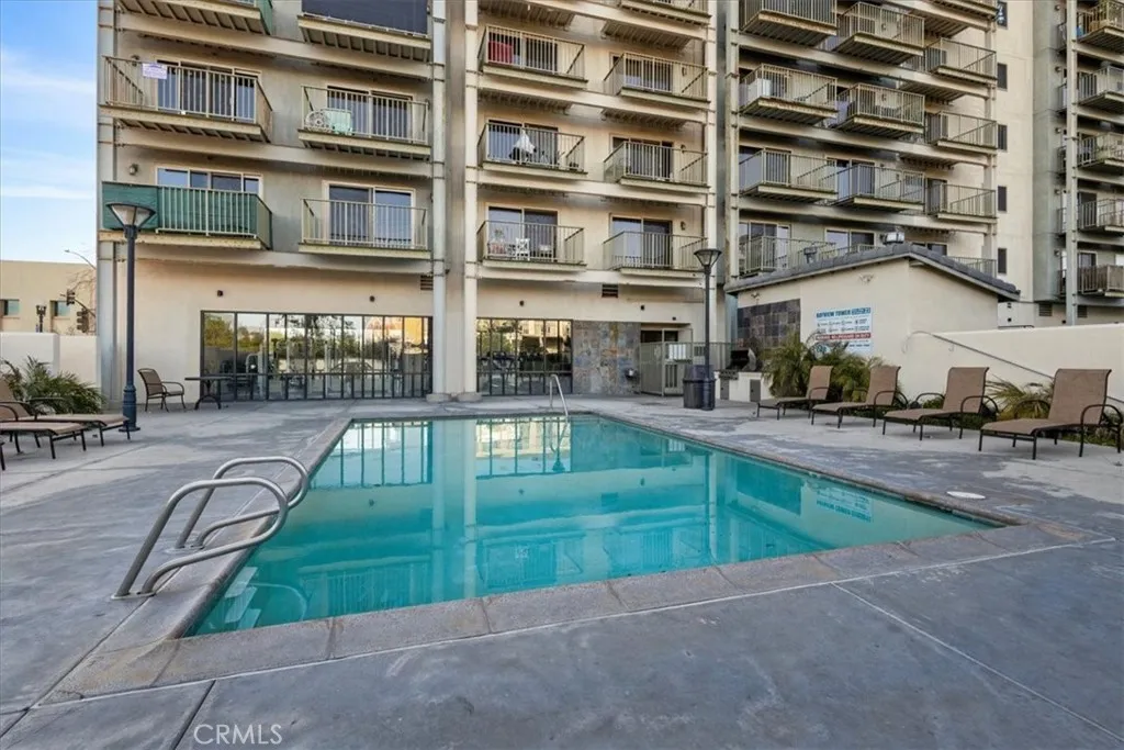 https://cdn.realtyfeed.com/cdn/127/306538030/07196849e3934ac8ae96f62377f67721.webp