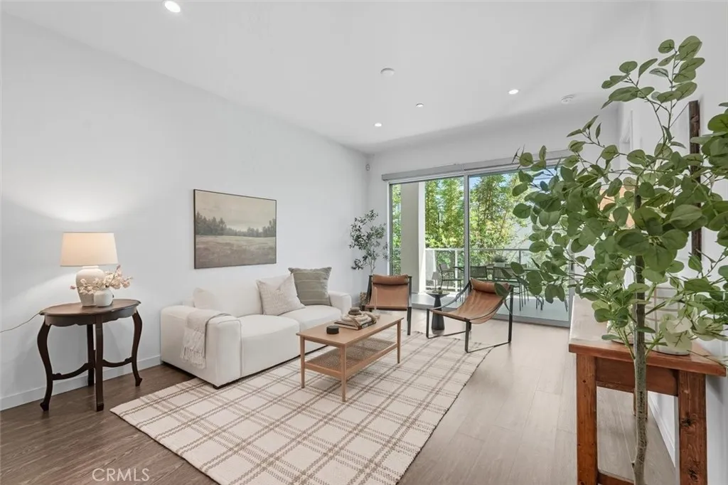 4140 Glencoe Avenue Unit 409, Los Angeles, CA 90292 - Photo 2 of 50, Marina Del Rey, CA