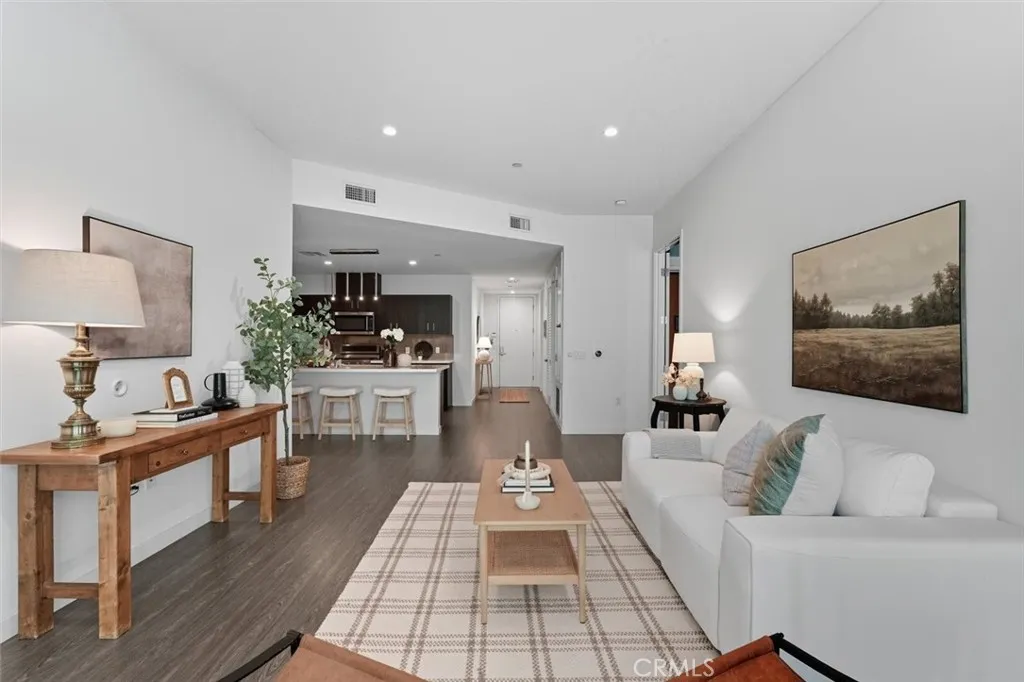 4140 Glencoe Avenue Unit 409, Los Angeles, CA 90292 - Photo 3 of 50, Marina Del Rey, CA