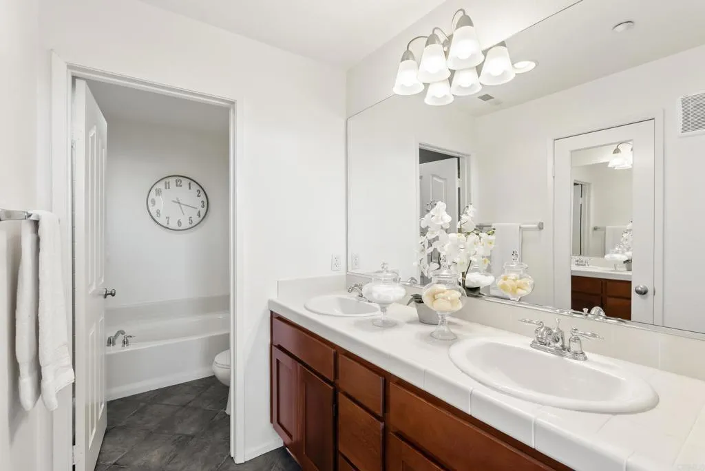 Photo #16: NDP2508785 Listing: Photo #16